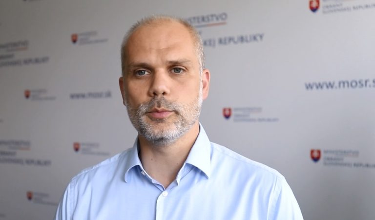 Minister obrany Martin Sklenár