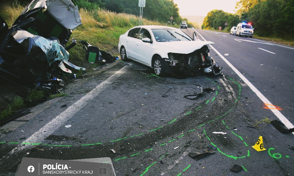 Nehoda, Podkriváň, VW Passat, Škoda Fabia