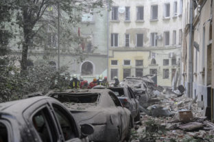 vojna na Ukrajine, Ľvov, zničená budova