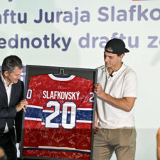 HOKEJ: Slafkovský - výročie draftu