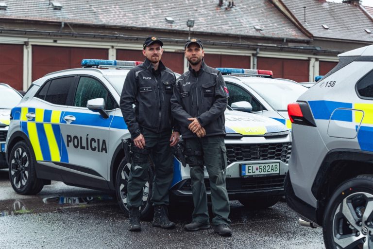 MV SR: Nové policajné autá