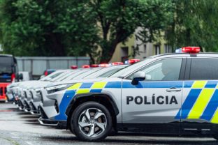 MV SR: Nové policajné autá