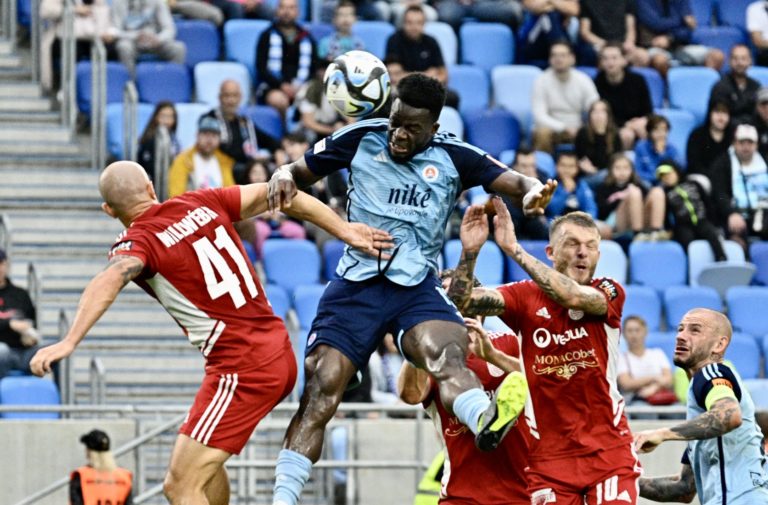 FUTBAL NL: Bratislava - Banská Bystrica