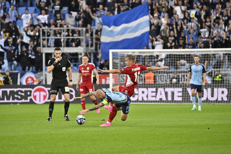 FUTBAL NL: Bratislava - Banská Bystrica