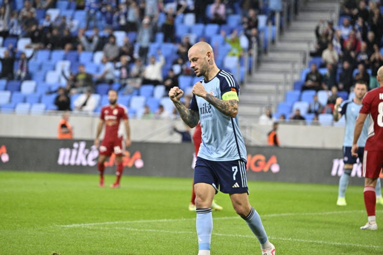 FUTBAL NL: Bratislava - Banská Bystrica