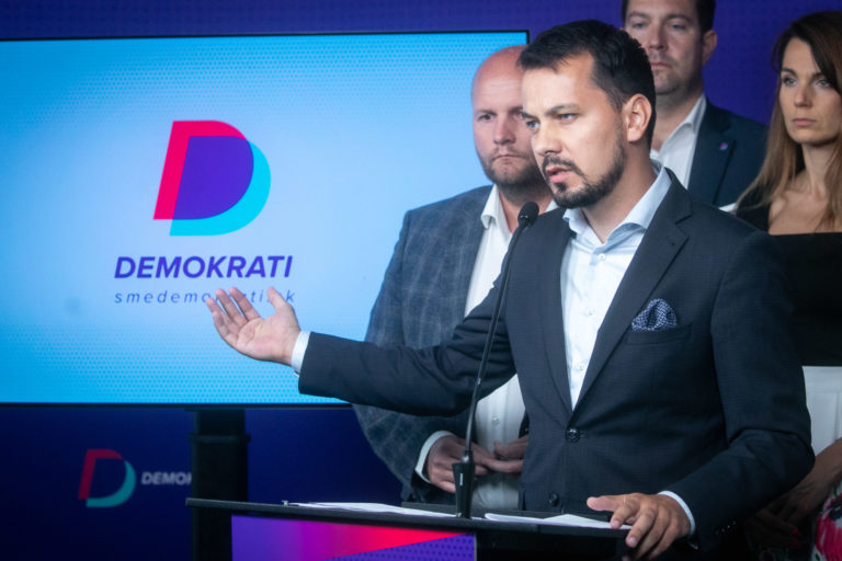 DEMOKRATI: Reakcia na zásah NAKA