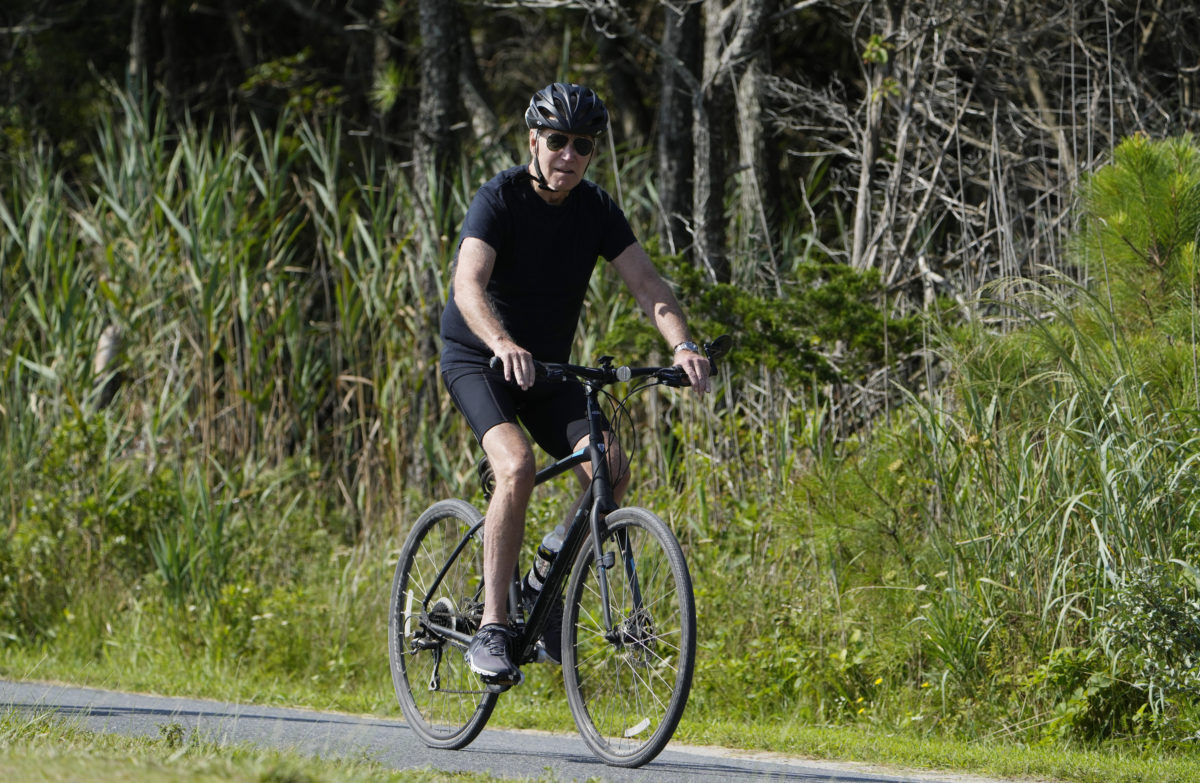 Joe Biden, bicykel