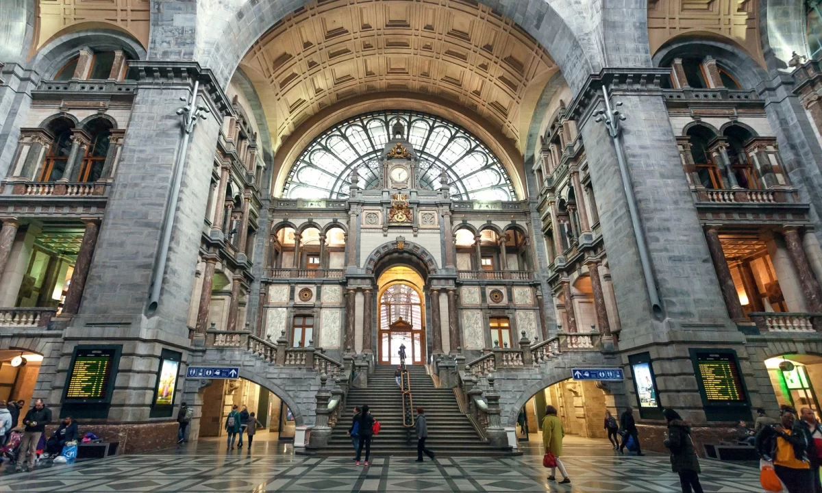 Antwerpen-Centraal