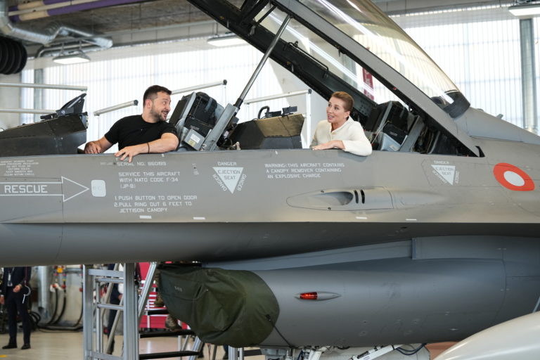 Volodymyr Zelenskyj, Mette Frederiksen