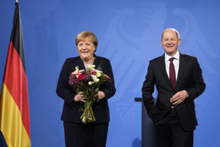 Angela Merkelová, Olaf Scholz