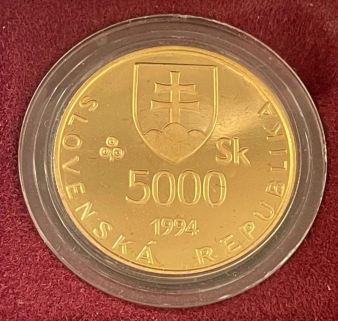 Prva razba zlata 5000 sk minca svatopluk 1994.jpg