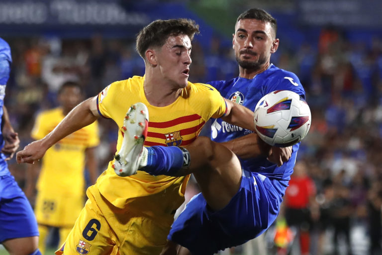 Zápas (La Liga): Getafe - Barcelona, Gavi, Juan Iglesias