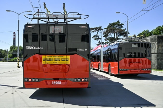 BRATISLAVA: Predstavenie nového megatrolejbusu