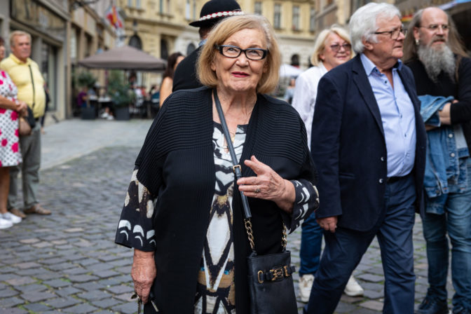 JAKUBISKO: Odhalenie dlaždice na chodníku slávy