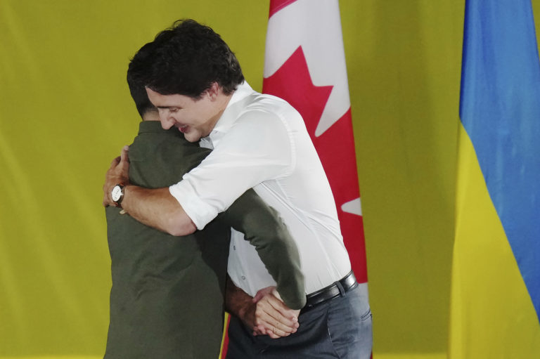 Volodymyr Zelenskyy, Justin Trudeau