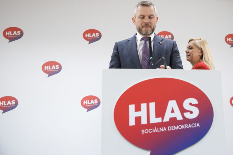 Peter Pellegrini, Denisa Saková