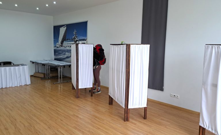 Voliči na Štrbskom Plese