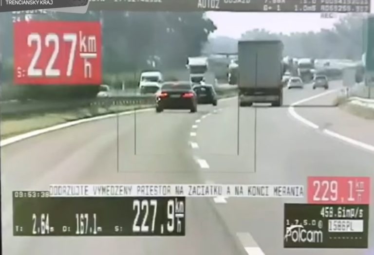 Pretekár na diaľnici