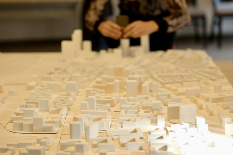 ii k verejnému prerokovaniu návrhu Mestskej urbanistickej štúdie zóny Mlynské nivy