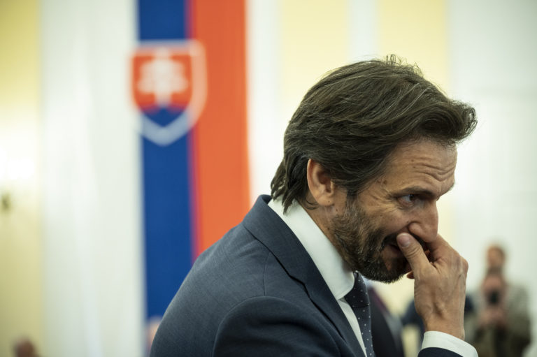 NR SR: Odovzdávanie osvedčení poslancom