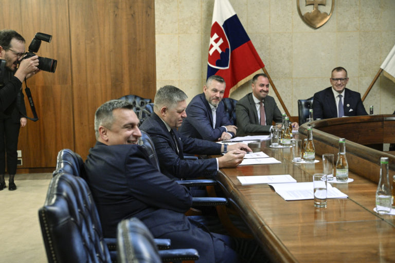 NR SR, schôdza, parlament