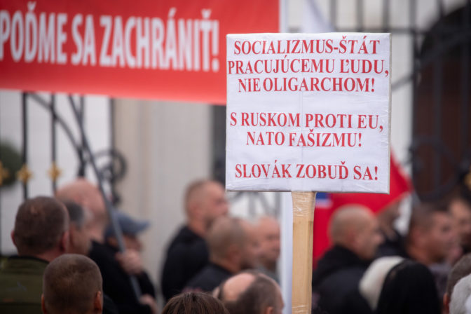 PROTEST: Proti rozhodnutiu prezidentky SR