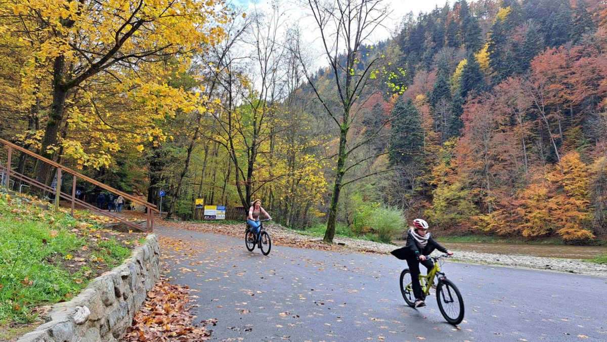 PIENINY: Zrekonštruovaná cesta na Zamagurí