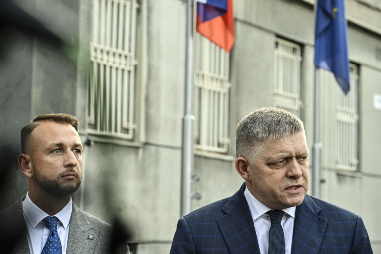 MV SR: Premiér navštívil ministerstvo
