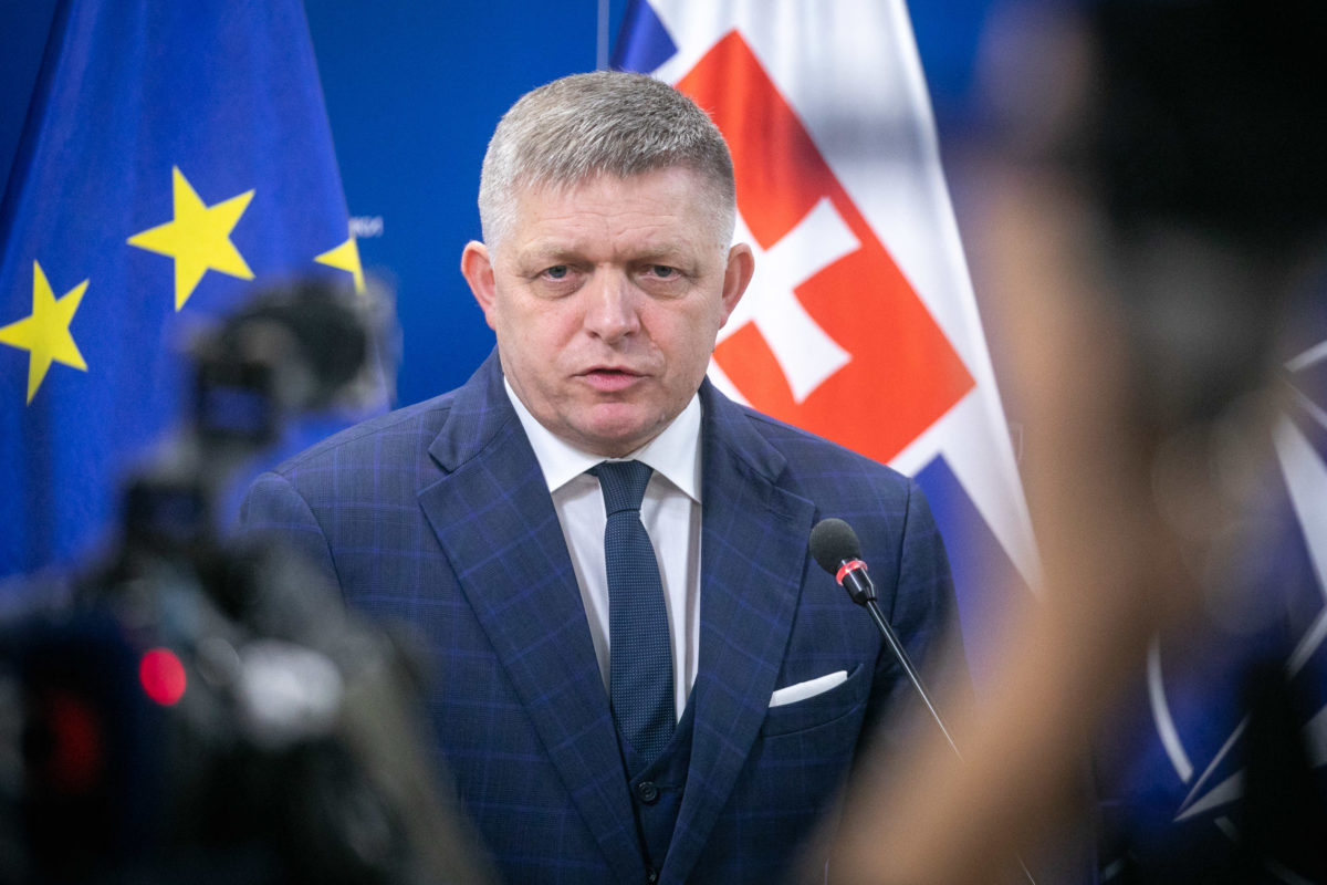 MZV: Premiér navštívil ministerstvo