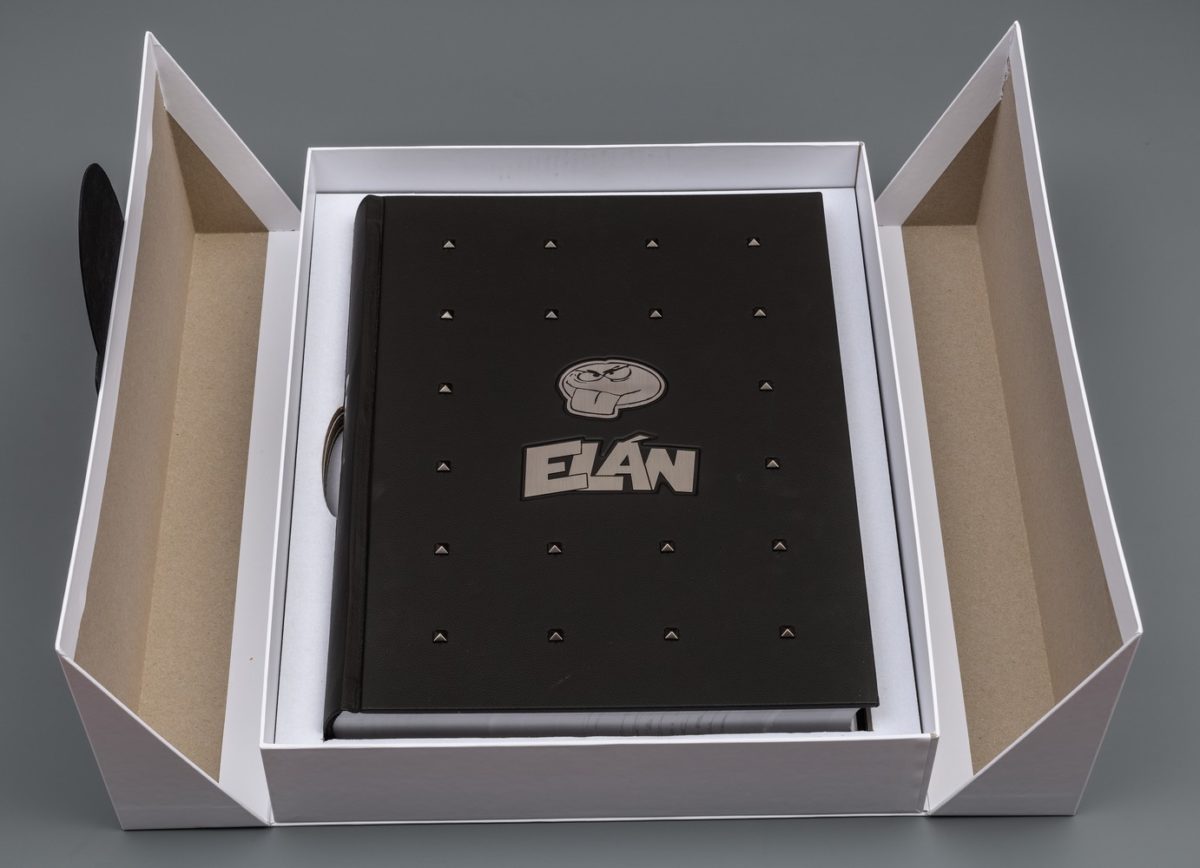Elan4.jpg