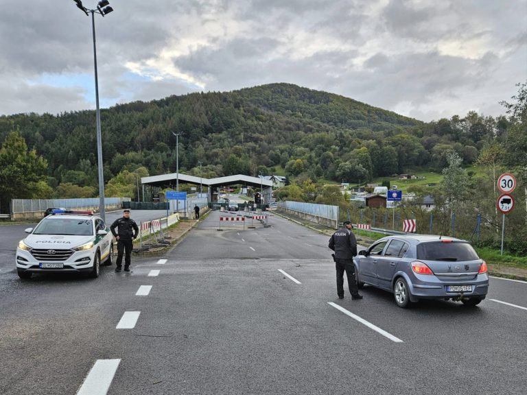 Kontroly a uzatovrený hraničný priechod Čirč - Leluchow