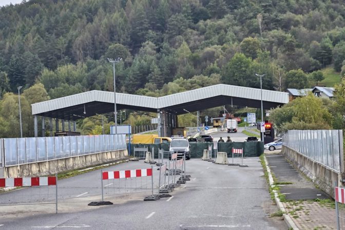 Kontroly a uzatovrený hraničný priechod Čirč - Leluchow