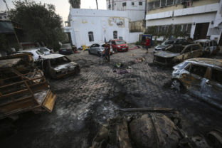 Výbuch v nemocnici al Ahlí