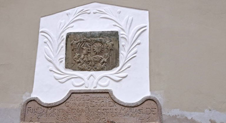 MARKUŠOVCE: Obnova Kúrie Zuzana