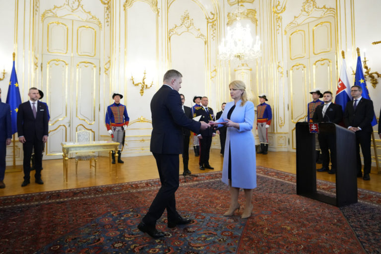 Robert Fico, Zuzana Čaputová