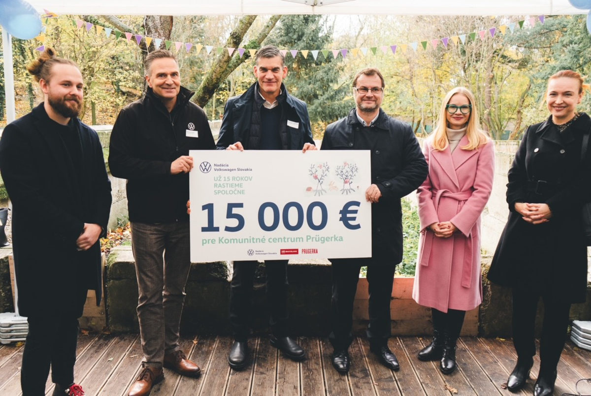15 000 eur pre pruger wallnerovu zahradu.jpg