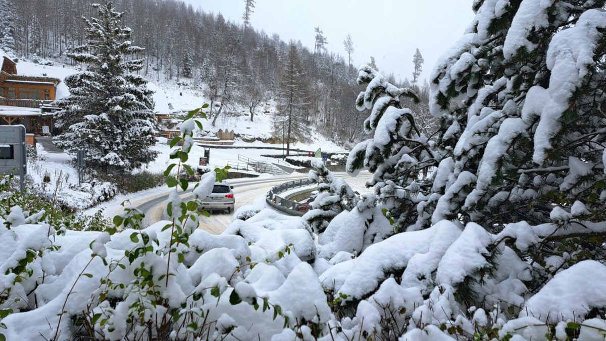 POČASIE: Sneženie v Starom Smokovci