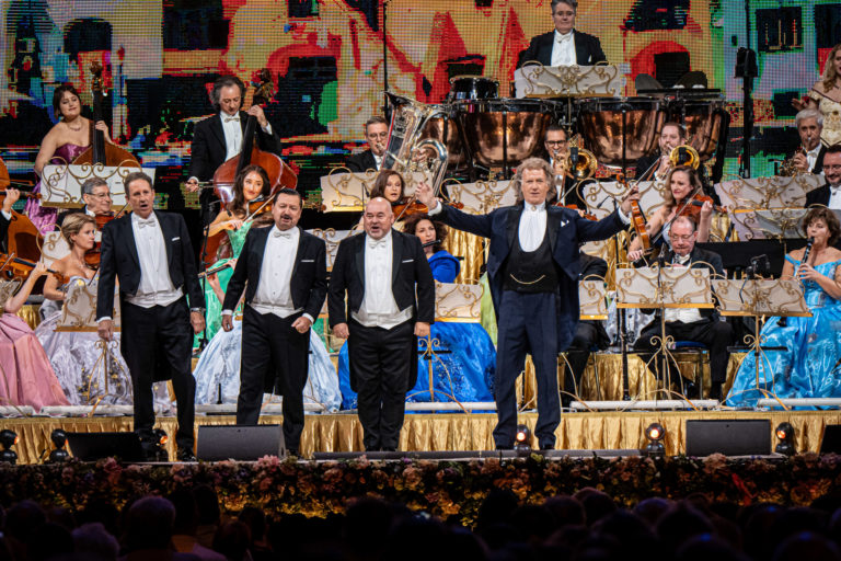 A. rieu_bratislava 11.11.23_a.jpg