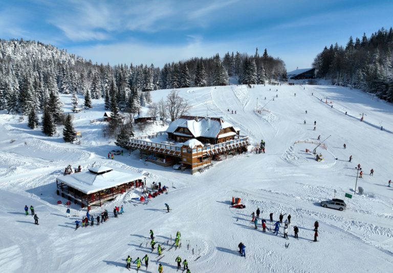 Chata Dária a Aprés ski bar v centru areálu