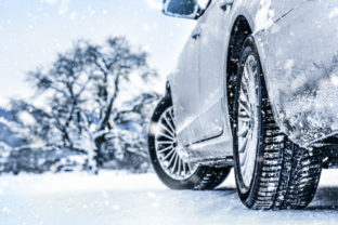 Zimné pneumatiky, auto, zima