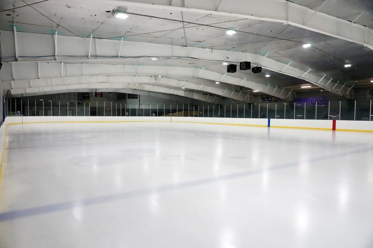 Indoors 3133818_1280.jpg