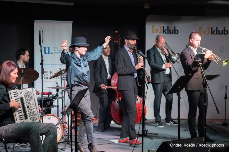 Presburger klezmer big band vecko.jpg