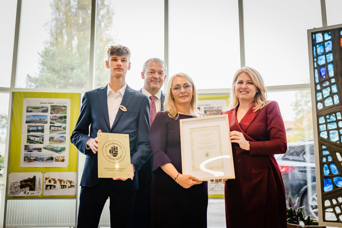 Presidential green seal award ceremony 9 november 2023.jpg