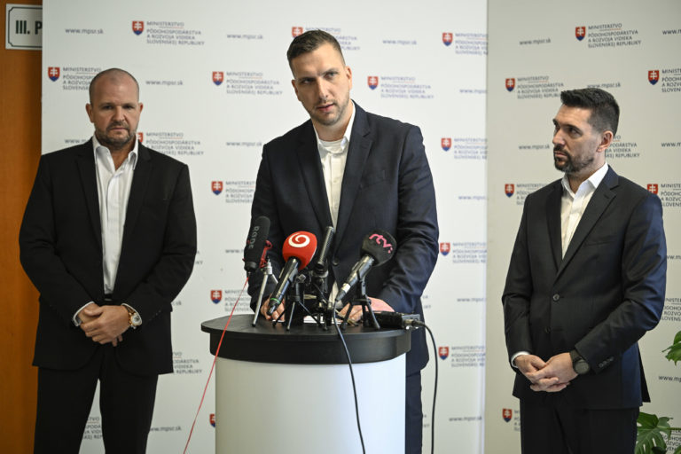 MPRV: Vyplácanie priamych platieb poľnohospodárom
