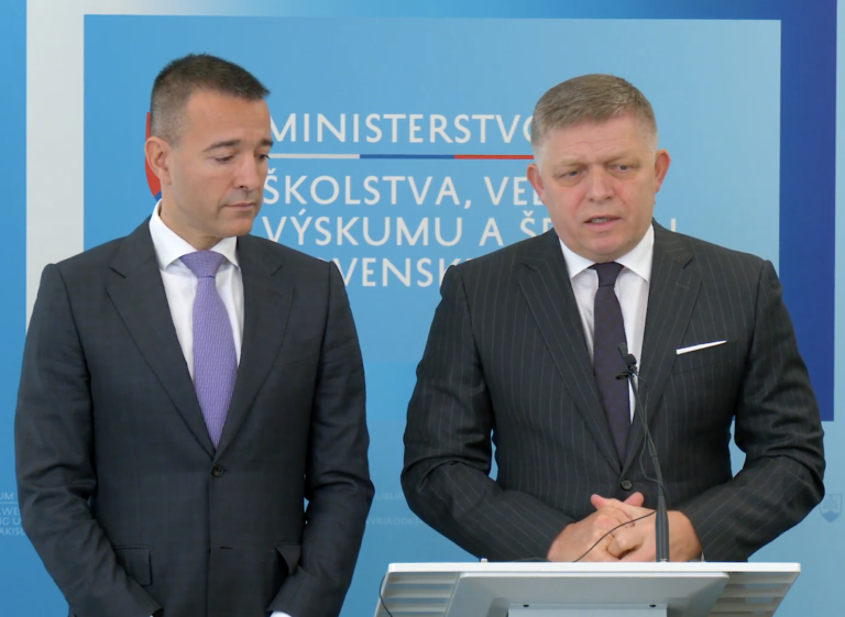 Premiér Robert Fico, minister školstva Tomáš Drucker