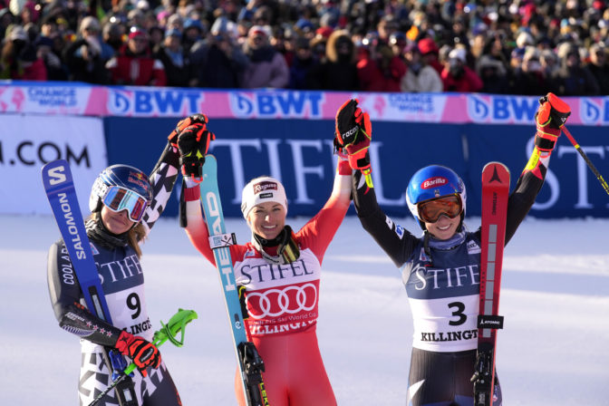 Obrovský slalom Killington, Lara Gutová Behramiová, Alice Robinsonová, Mikaela Shiffrinová