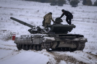 Vojna na Ukrajine, vojaci, tank