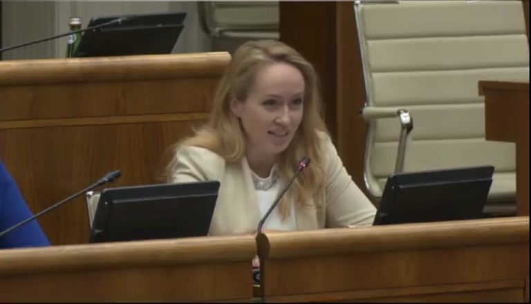 Paula Puškárová