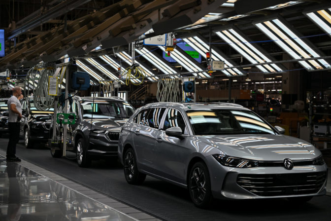 VOLKSWAGEN: Štart sériovej výroby nových modelov