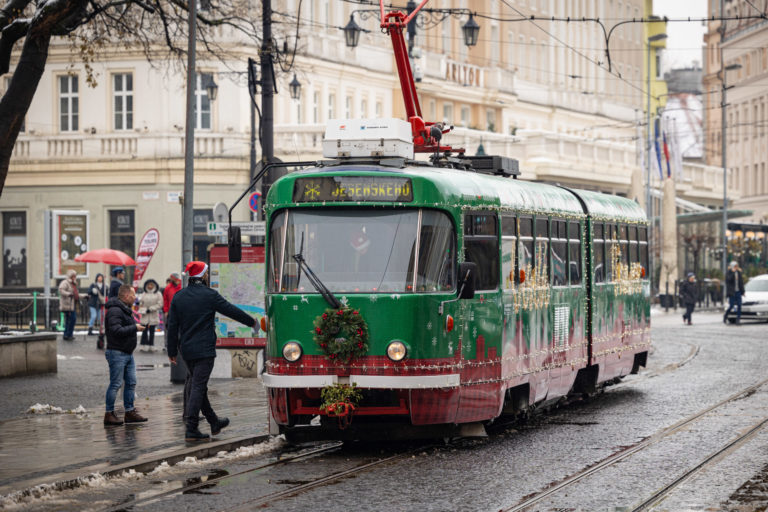 BRATISLAVA: Vianočná električka